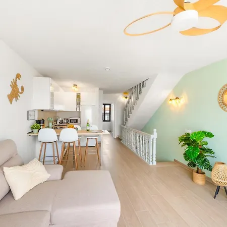 Luxury House With 3 Bedrooms And Ocean And Mountain Views דירה סן מיגל דה אבונה